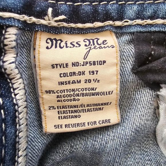 Miss Me Distressed Embellished Denim Capri Jeans Women's Size 27 EUC-BLING - Picture 11 of 12